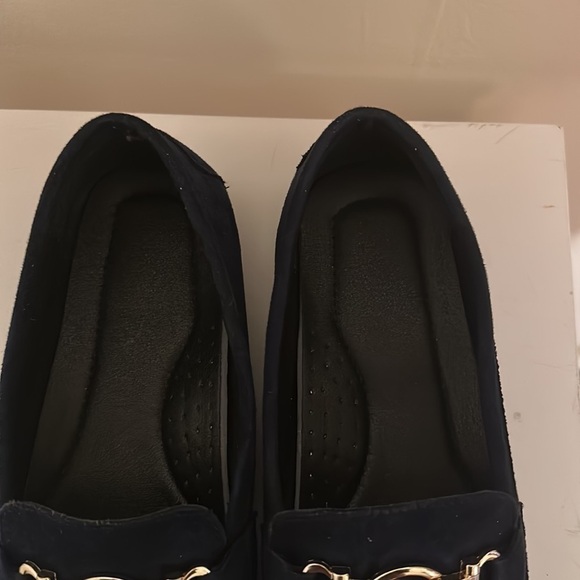 Navy blue suede loafer pre owned - Picture 5 of 5
